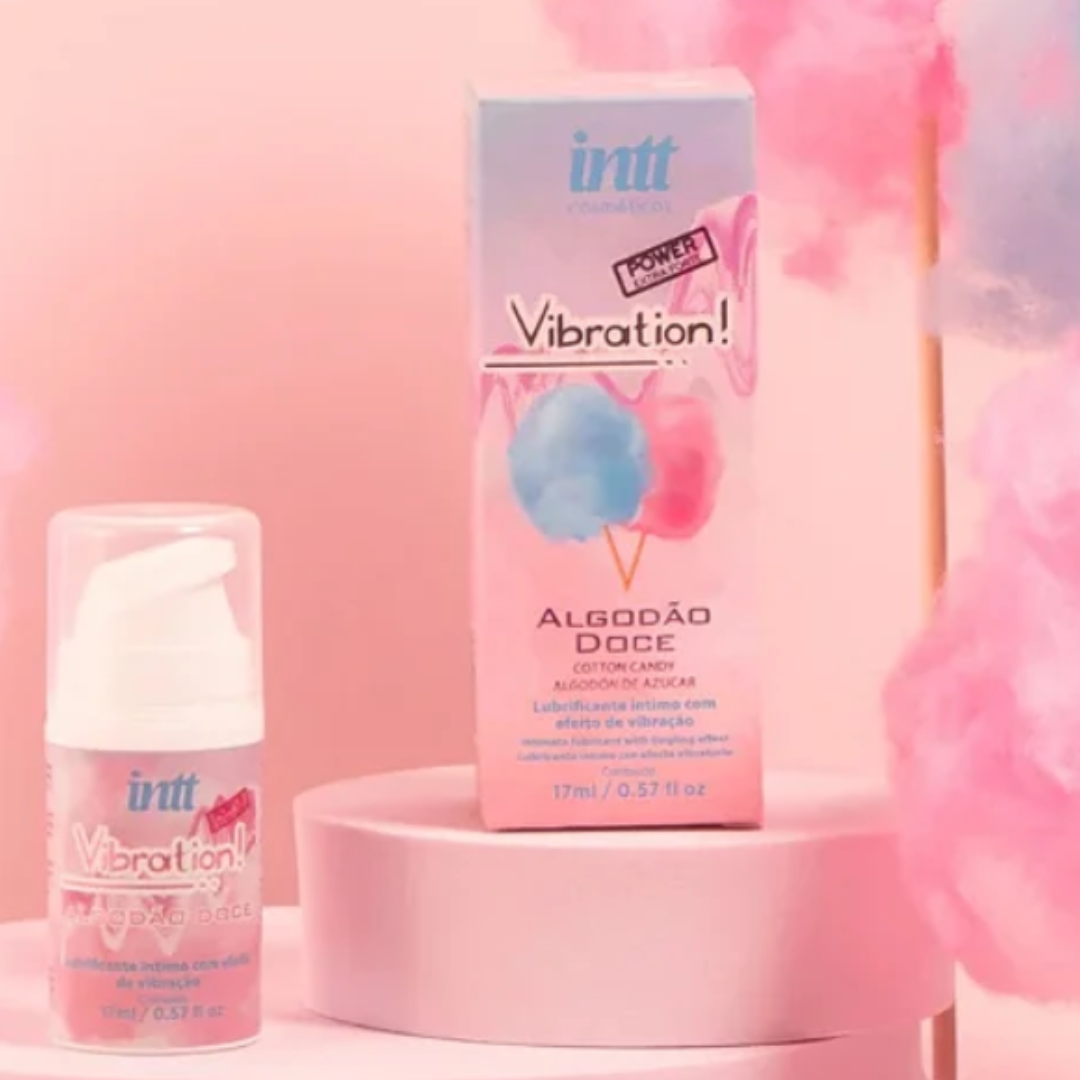 Vibration é um gel com efeito de vibração, pulsação e aquecimento que vai deixar seus momentos muito mais intensos, tudo isso com um novo aroma de Algodão Doce.

Modo de uso: Aplicar na região com a ponta dos dedos, massageando até desaparecer.

Informações e ativos: O principal componente do Vibration é o Jambu mais conhecido como agrião do Pará. O Jambu é uma planta muito comum da região Norte do Brasil. O jambu aumenta a salivação e causa uma sensação de vibração quando aplicado na parte íntima ou na boc