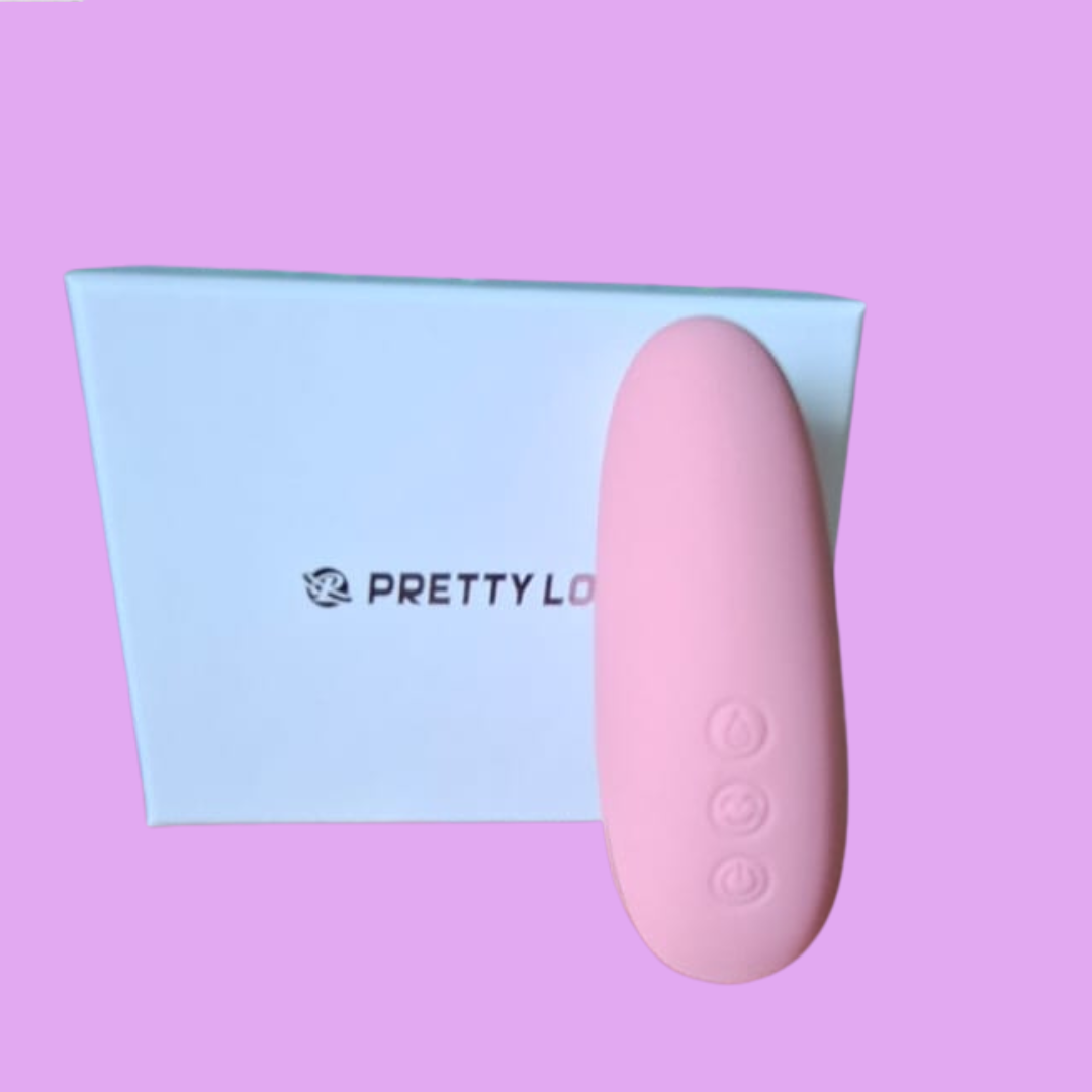 Tecnologia de sucção, sabor de amora e um toque picante para transformar seus momentos a dois.

O Kit Sugar Kiss 2.0 + Ooh Delícia Calda Beijável Picante de Amora combina tecnologia e sensorialidade em uma oferta especial. Você recebe o Sugar Kiss 2.0, com 7 modos de sucção, acompanhado da calda Ooh Delícia de 11g de brinde, com sabor de amora e efeito picante.

Uma combinação para quem deseja explorar novas sensações, valorizar a intimidade e acrescentar um toque 