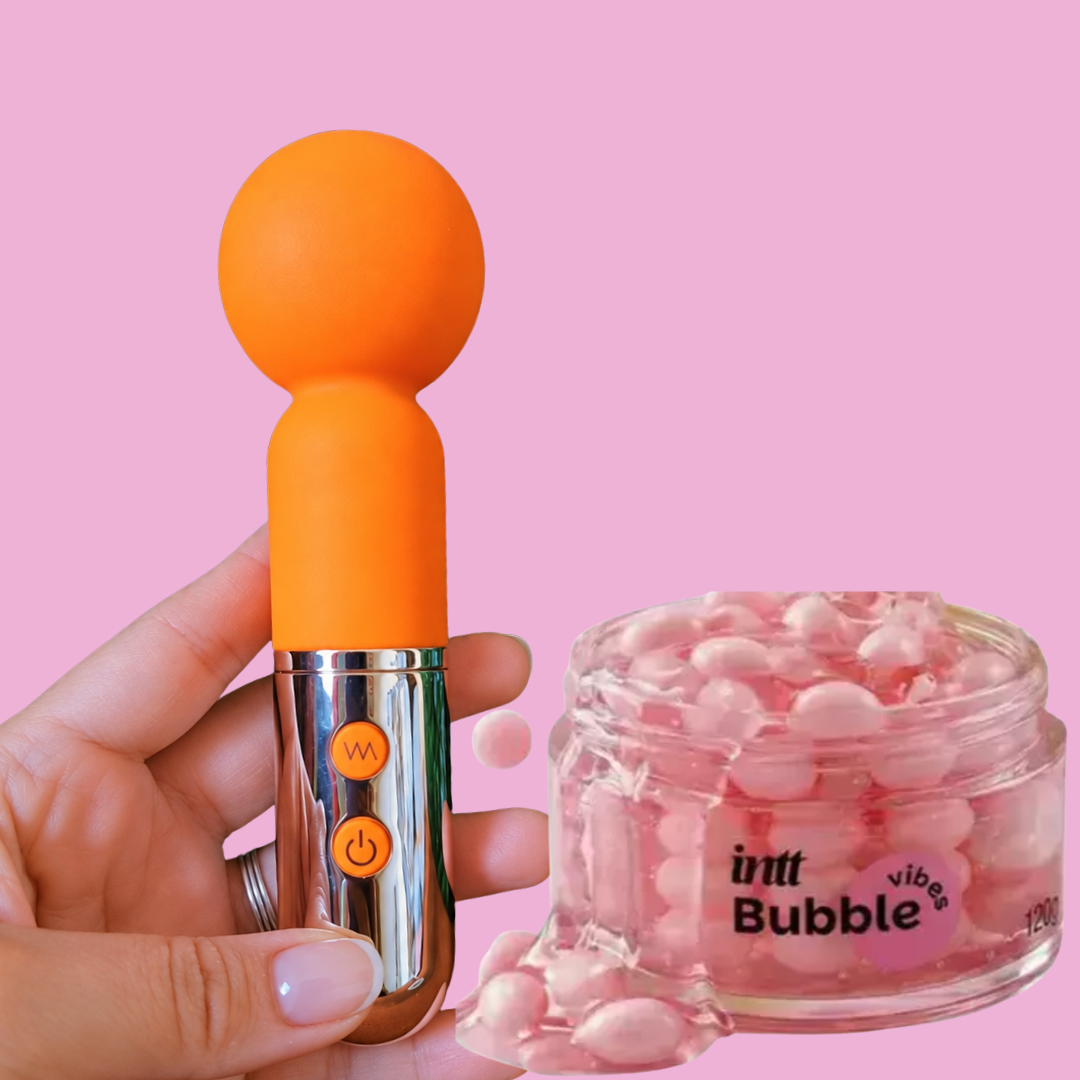 Varinha Mágica Adding Sugar S-Hande | 9 Modos de Vibração

Seu momento de autocuidado merece um toque especial.

A Varinha Mágica Adding Sugar S-Hande combina design ergonômico, toque macio e 9 modos de vibração para você explorar diferentes ritmos e intensidades com praticidade.

Seu formato facilita o manuseio, enquanto o revestimento em silicone proporciona um toque suave. Além disso, é resistente à água e recarregável, oferecendo mais praticidade para sua rotina íntima. 9 modos vibração.