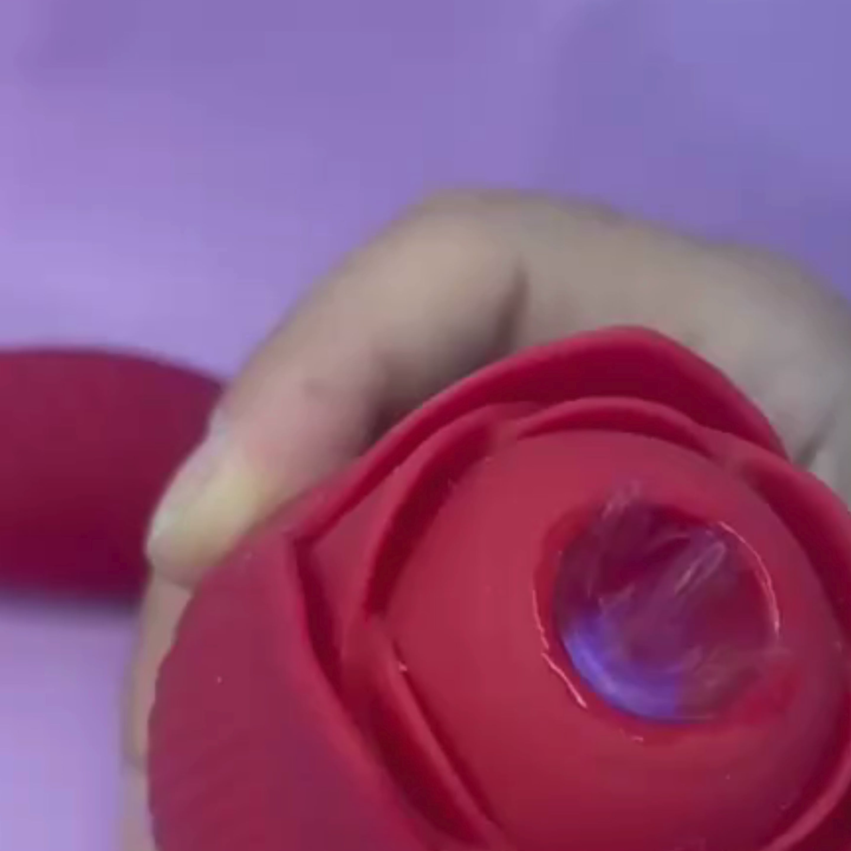 Lure  | Rosa Sugadora 2 em 1 com Pulsação e Estímulo Interno