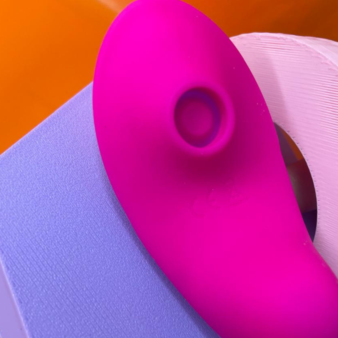 Anna Calcinha Vibratória e Sucção Real – Controle Absoluto pelo App - Rosa